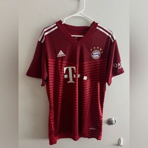 Bayern 21/22 Home Jersey